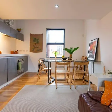 Stylish 2 Bedroom #mcr Apartmán