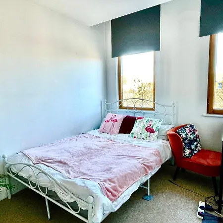 Stunning Piccadilly Garden Market Street 2bedroom 2bathroom Manchester