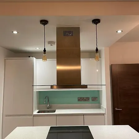 Bigkings Stylish 1bed In