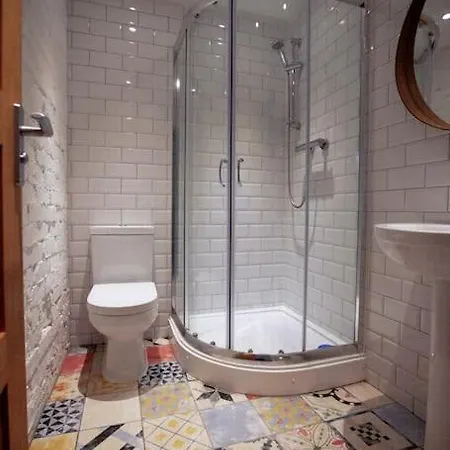 Holiday home Beautiful 6 Bedroom House On A Quiet Street In South
