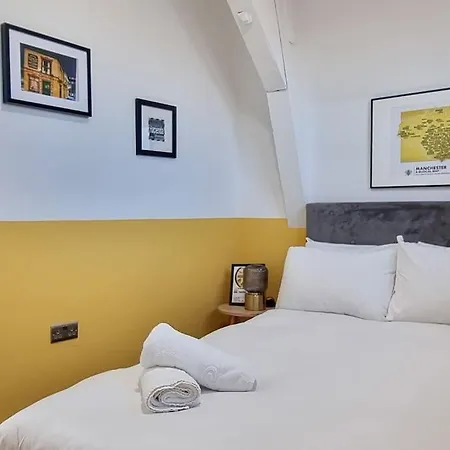 Apartment Superhost: Cosy 2 Bedroom *