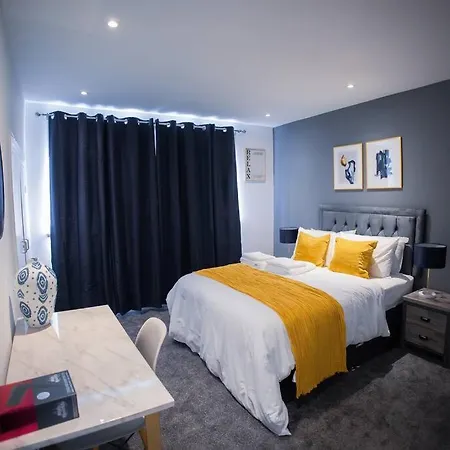 Isinmi - Close To Mcr City Holiday home