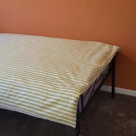 Entire 2 Bedroom House -