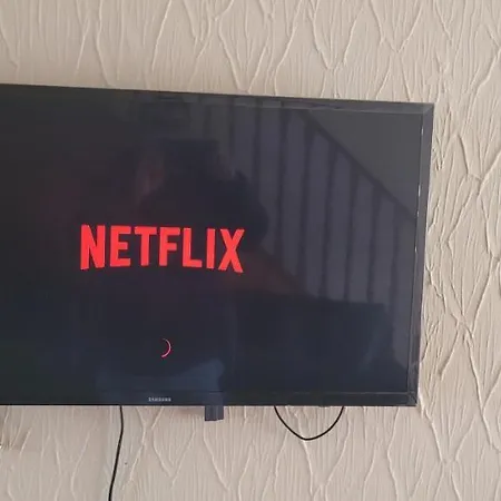 Entire 2 Bedroom House -