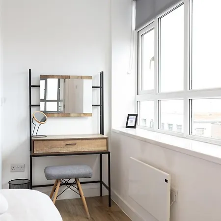 Pillo Serviced - Arena