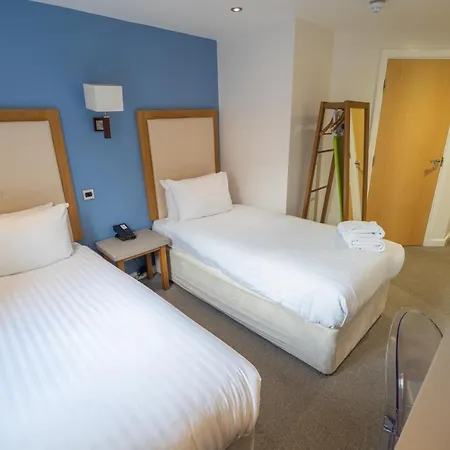 The Waterside And Leisure Club Hotel Manchester