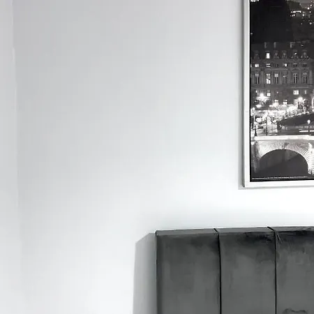Large 4 Bedroom Townhouse With Free Parking Near Mcr Center * Манчестер