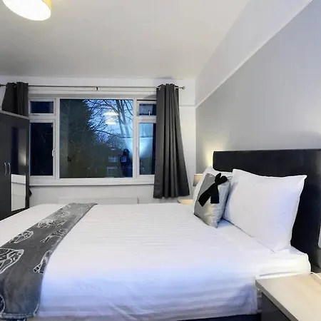 Victoria House - By Sigma Stays Apartment