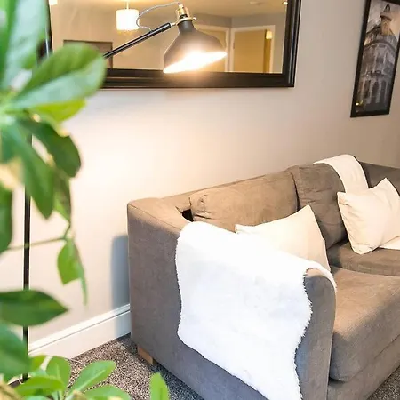 2 Bedroom Sleeps 6 Centre Appartement