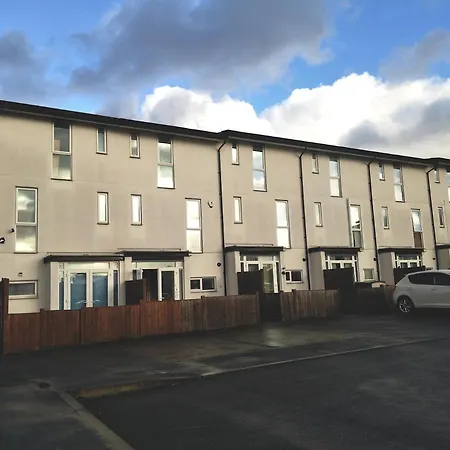 Private Bedroom - Shared Facilities - Free Parking - Close To Ethiad Centre Bed & Breakfast Manchester