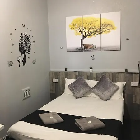 Guest house Queens Manchester