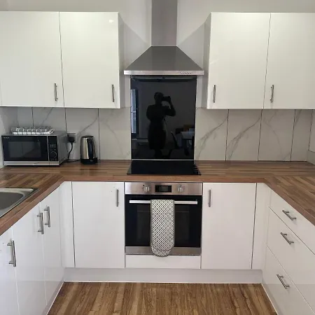X1 Humble Abode * Manchester