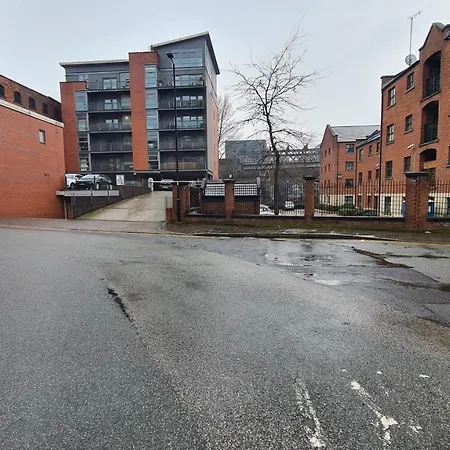 Appartement Luxury 2 Bed With Free Wi-fi & Parking