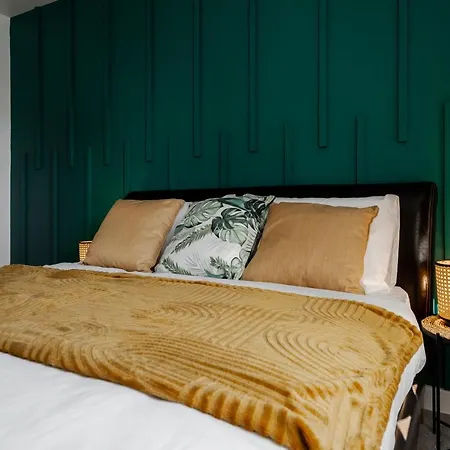 Spacious 5br - Coop Live & Etihad - Pool Table Manchester