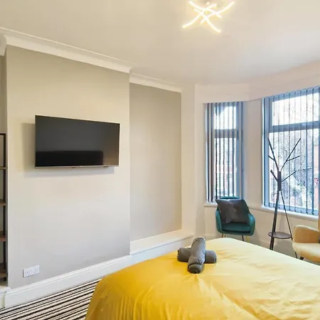 Lindsay House - South Stylish Townhouse With Free Parking Μάντσεστερ