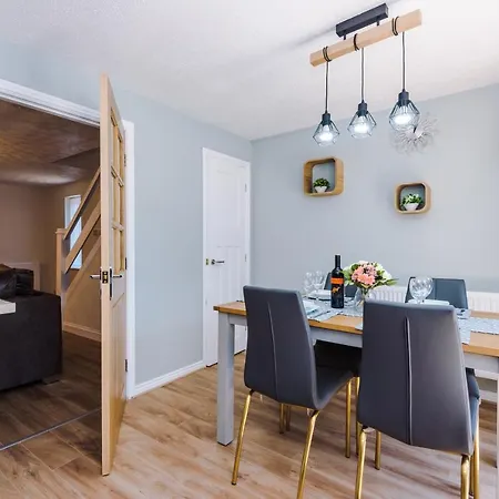 度假居 Stylish 4 Bedroom Close To City Centre 曼彻斯特