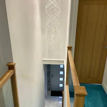 Warm Welcoming *