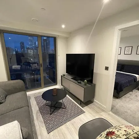 Διαμέρισμα 1 Bedroom Flat In *