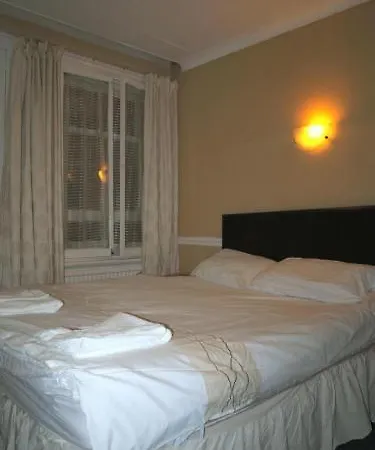 The Merchants Guest house 2*