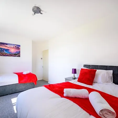 Starview Apartment-manchester Airport Holiday home Manchester