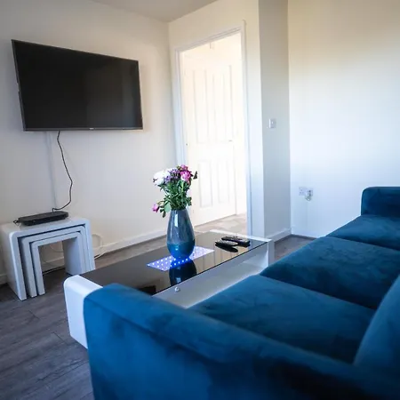 Stunning Canal View 2 Bedroom With Free Parking 맨체스터