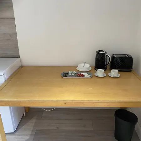 Guest house Modern With Private Entrance Manchester