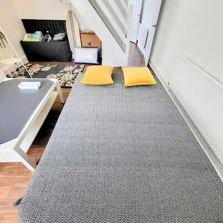 Comfortable House Near Etihad - Sleep Rest * 맨체스터