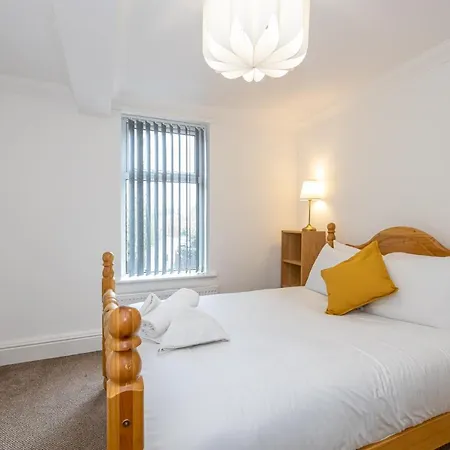 The Burton- Free Gated Parking Apartman Manchester