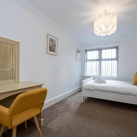 Apartman The Burton- Free Gated Parking Manchester