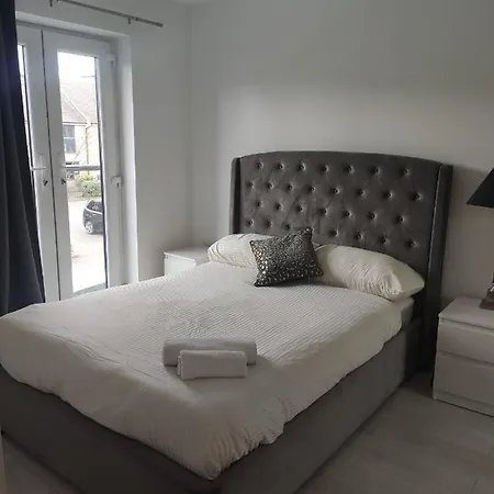 55 Kempster Gardens Apartment Manchester