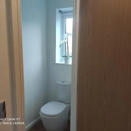 55 Kempster Gardens Apartment *