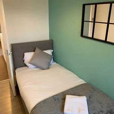 Contractor By Furnished Casa de Férias Manchester