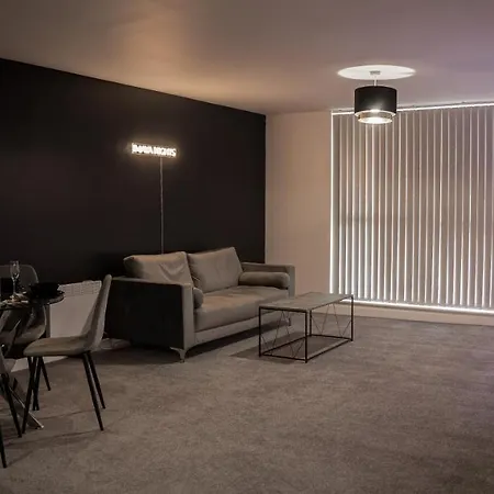 Apartment A Spacious 2 Bed With A River And Cascade View, Imaya Nights, M3 *