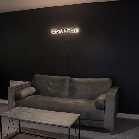 Apartment A Spacious 2 Bed With A River And Cascade View, Imaya Nights, M3 *