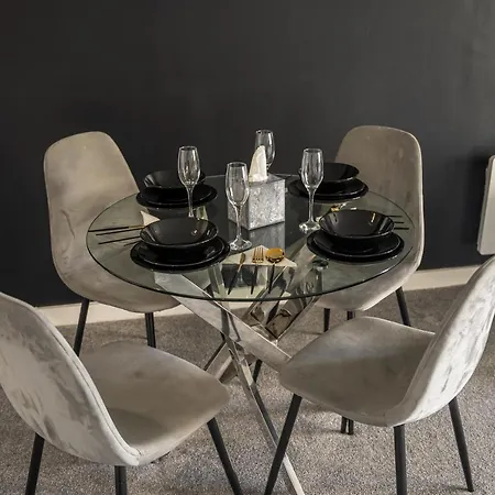 A Spacious 2 Bed With A River And Cascade View, Imaya Nights, M3 Appartement