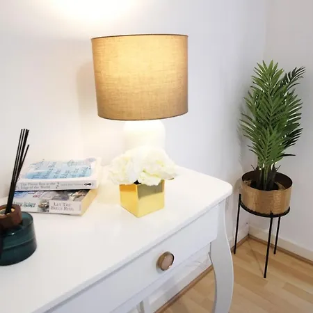 Spacious 2br 2ba Centre Sleeps 5 Apartment Manchester