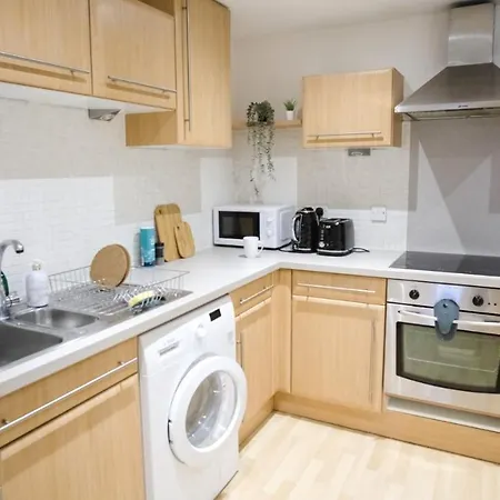 Spacious Centre 5 Guests Long Appartement *