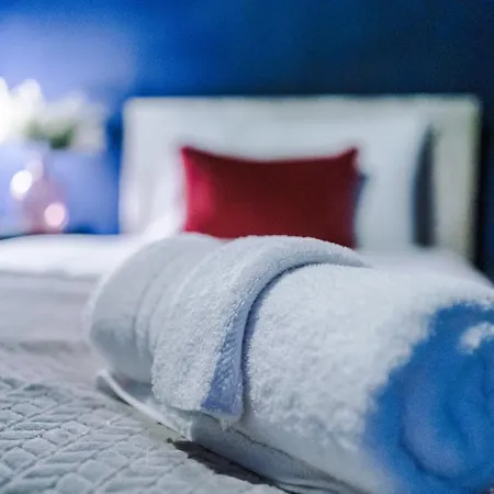 Spacious And Modern 5 Bedroom House