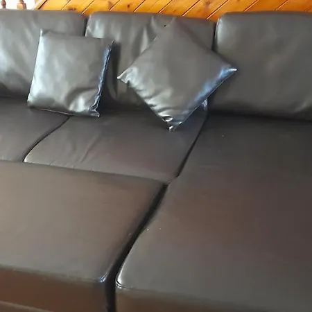 Entire 2 Bedroom House - Dom wakacyjny Manchester