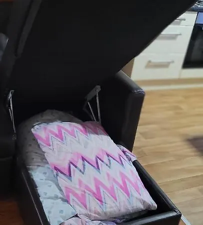 Entire 2 Bedroom House - Holiday home *