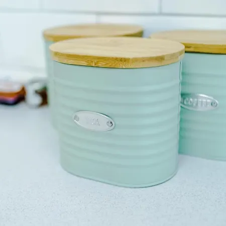 Holiday home Spacious 4 Bed With Parking