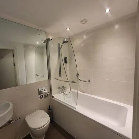 Fantastic 2 Bedroom Apartment