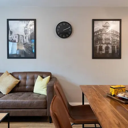 아파트호텔 High Street Town House