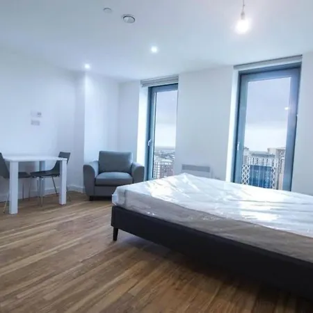 Apartment Luxury Near Media City *