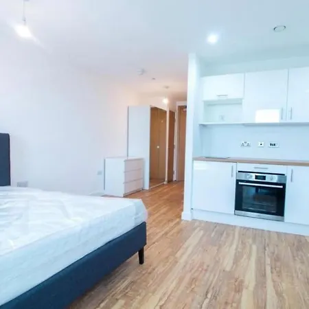 Apartment Luxury Near Media City *
