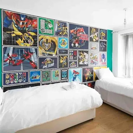 Fantastic House Near The City, Free Parking Apartment