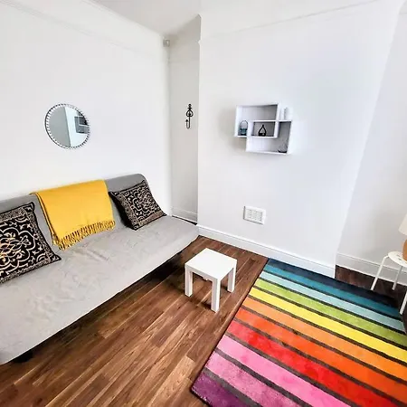Comfortable House Near Etihad - Sleep Rest * 맨체스터
