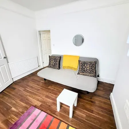 Comfortable House Near Etihad - Sleep Rest