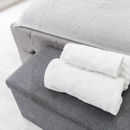 4 Bedroom, 3 Bathroom Walking Distance To Centre Casa de Férias Manchester