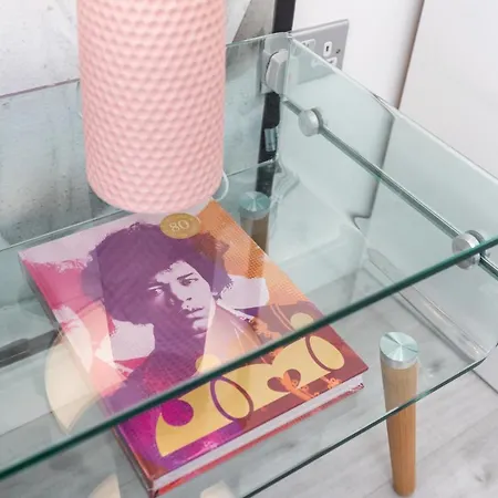 4 Bedroom, 3 Bathroom Walking Distance To Centre